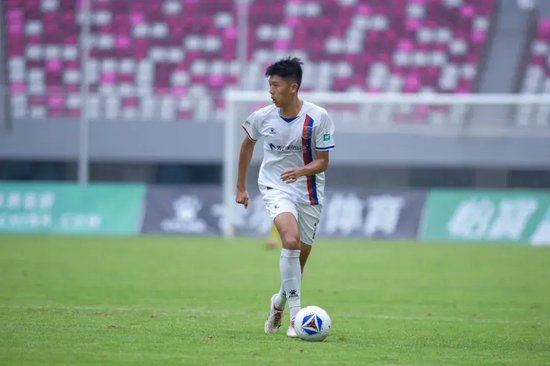 了解更符合中国人使用习惯。