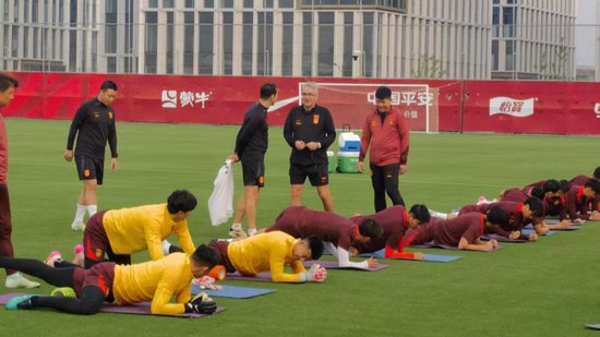 更符合中国人使用习惯。图片展示