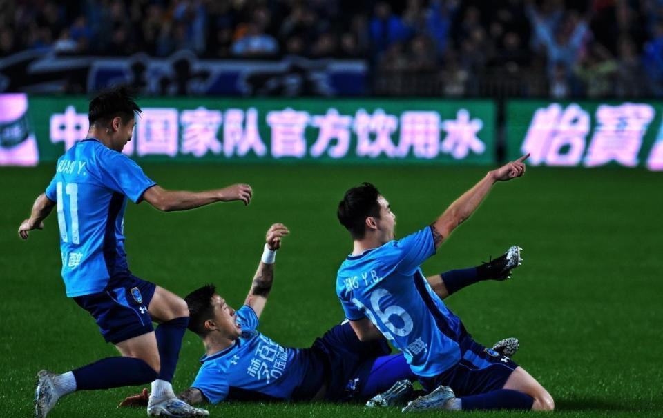 1-0！南通队获5连胜+0丢球 时隔2年回归中超 江苏足球重返顶级联赛